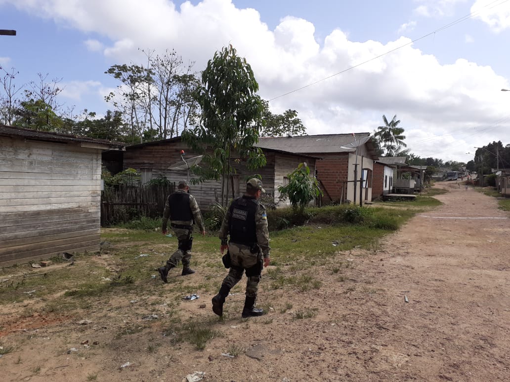 Ação de Educação Ambiental no Entorno do Cemitério Santa Rosa.